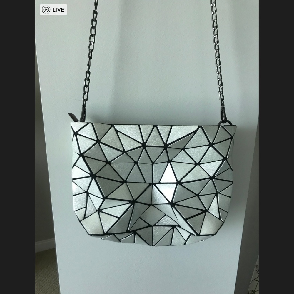 Metallic white geometric crossbody